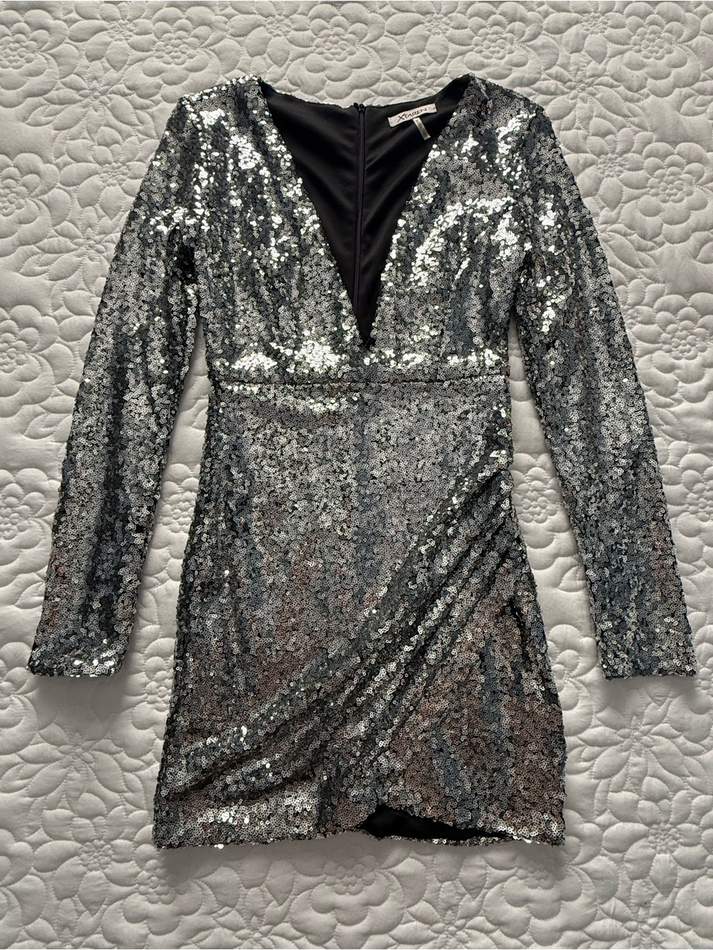 Xtaren Silver Sequin Long Sleeve V-Neck Dress